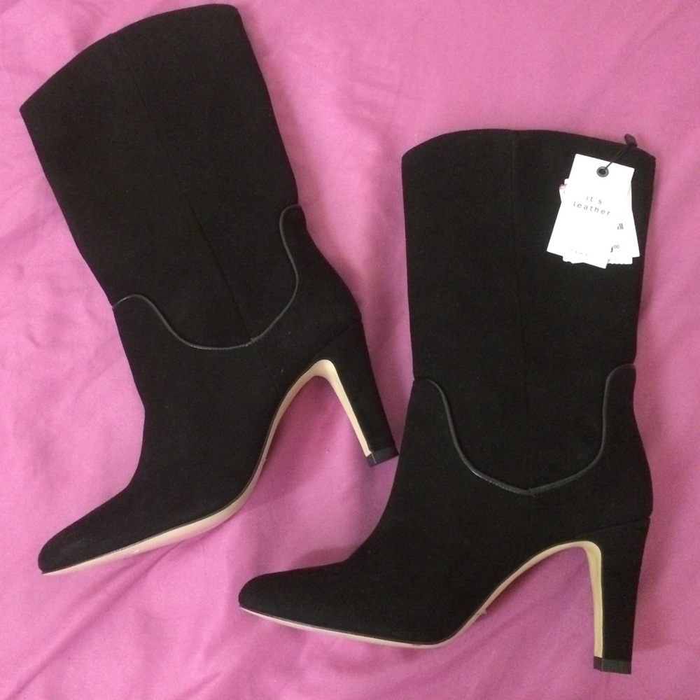 Zara Ultra-Luxe Trendy Black Leather boots